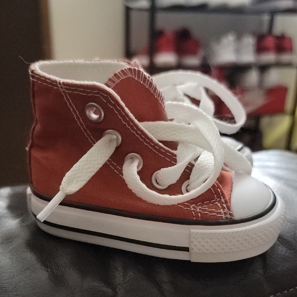 Converse Kids 2C Orange Spice Rare High-Top Sneakers - New
